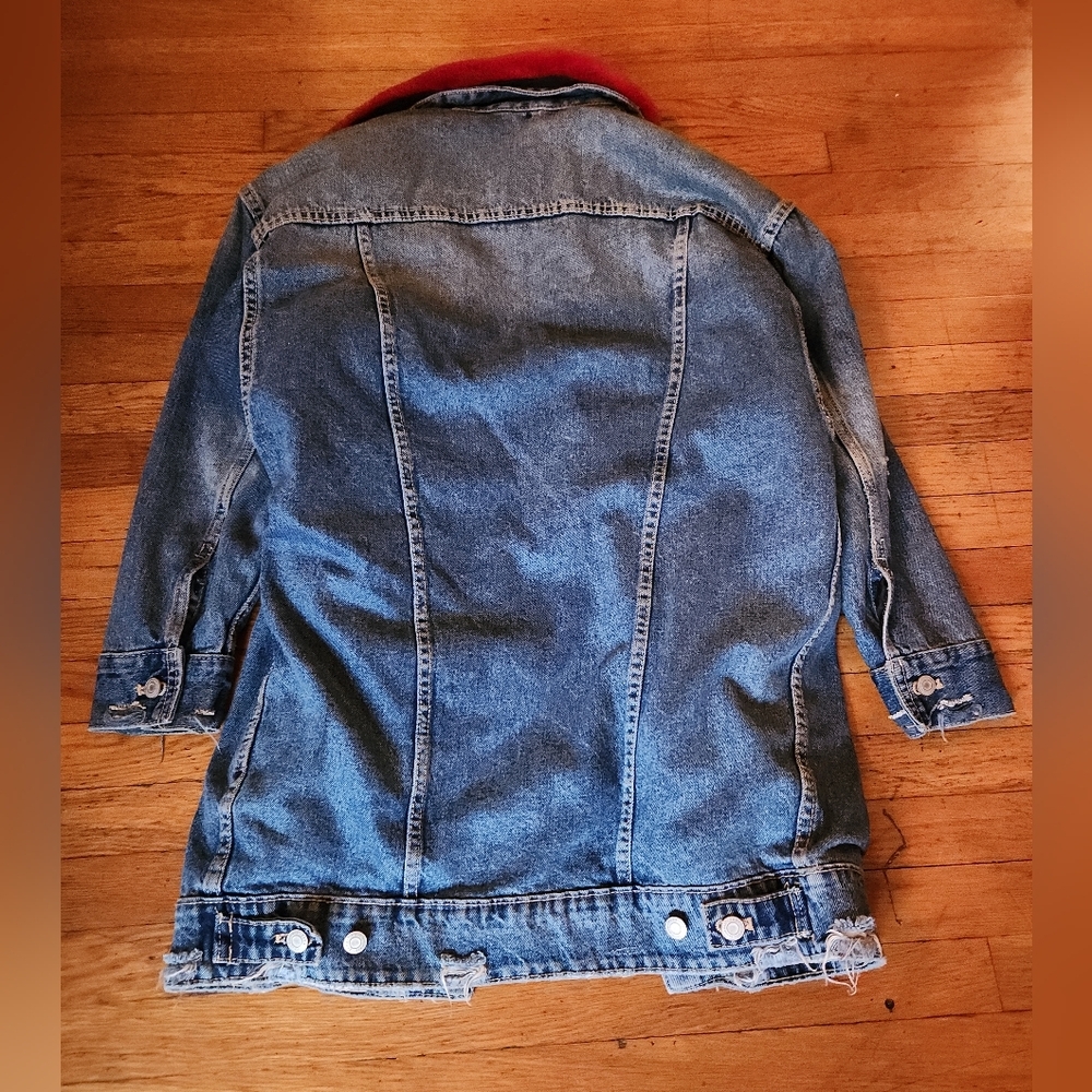 ZARA Oversized Denim Jacket with Red Faux Fur Collar and Leopard Interior‎ - Picture 5 of 9